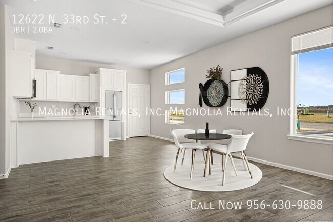 Foto del edificio - 1st Month Free with 13 Month Lease