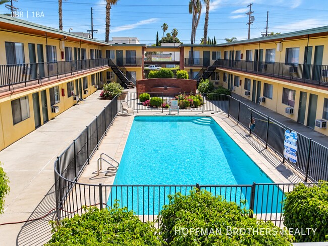 Foto del edificio - 7343 Sepulveda Blvd