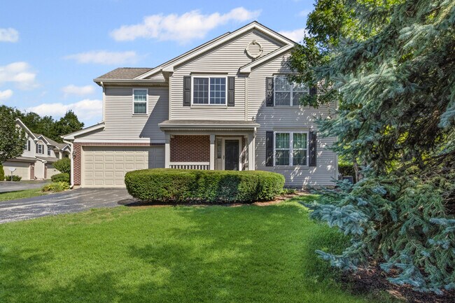 Foto del edificio - 2451 Stonegate Rd