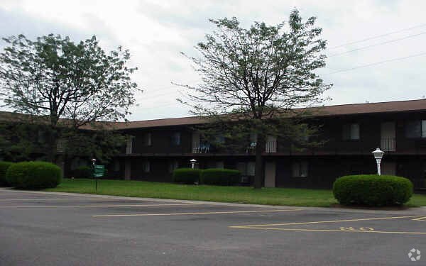 Building Photo - 275 Swartz Rd