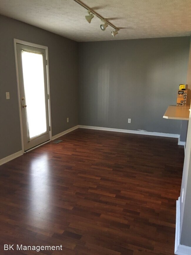 Building Photo - 3 br, 3.5 bath House - 2740 Wyndham Way