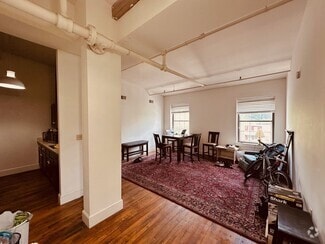 Building Photo - 247 N Shippen St