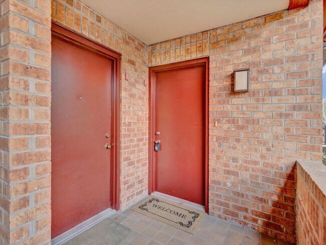 Foto del edificio - 7591 Weather Worn Way