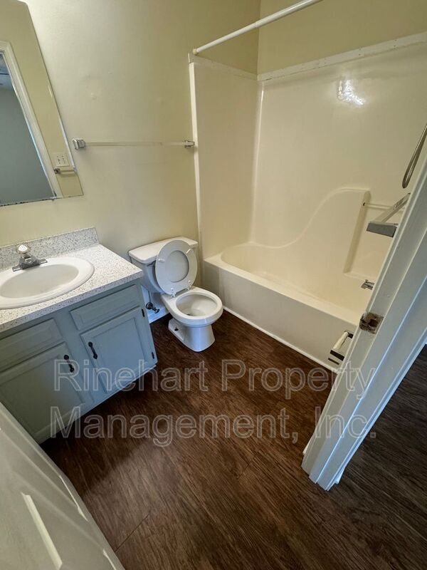 Foto del edificio - 1038 Park Meadow Dr