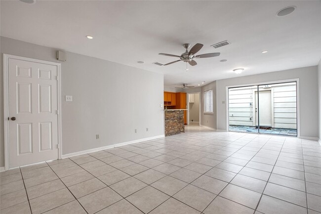 Foto del edificio - 17163 Beaver Springs Dr