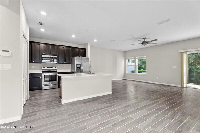 Building Photo - 1651 Pottsburg Point Dr