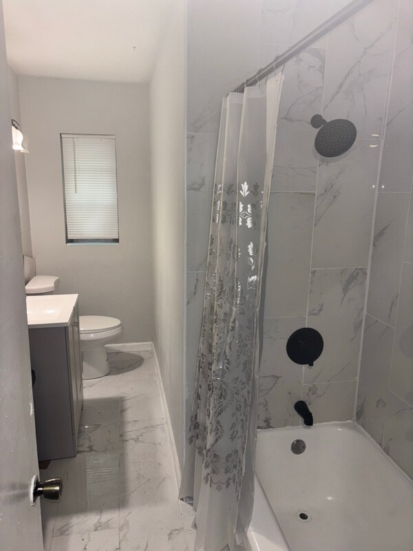 Foto del edificio - 7567 Strato Rd