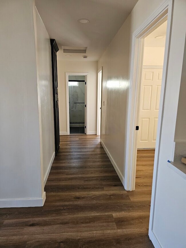 Foto del edificio - 873 Riverlawn Ave