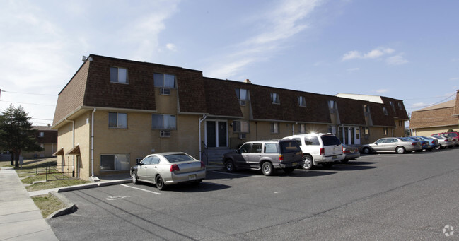 Foto del edificio - Conifer Village at Ferry Station