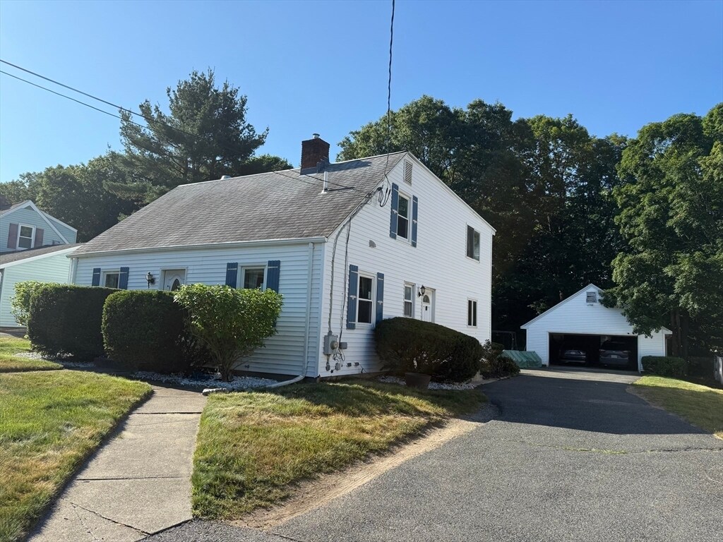 Primary Photo - 15 Pine St