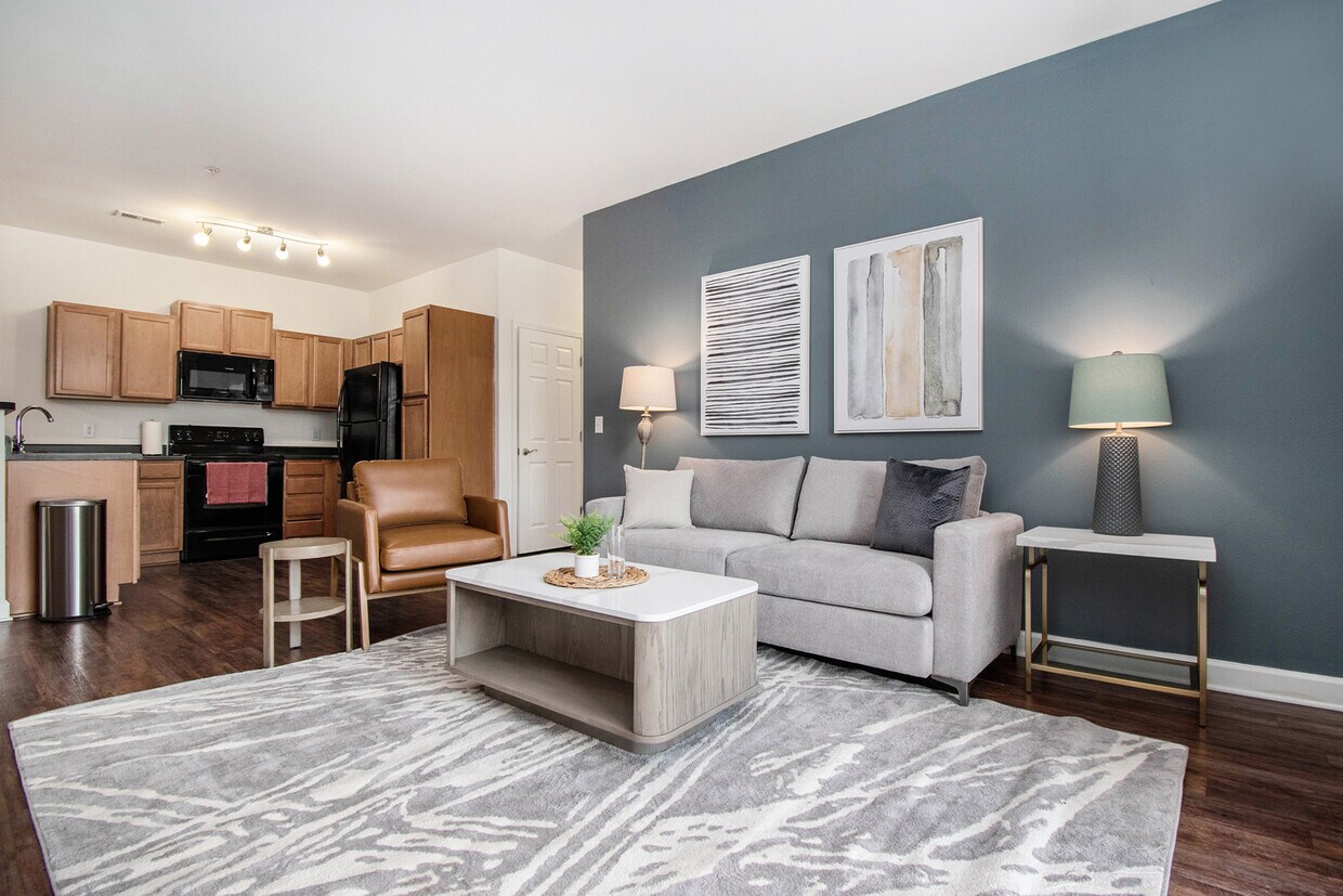 Foto principal - 4007 Raynor Pkwy