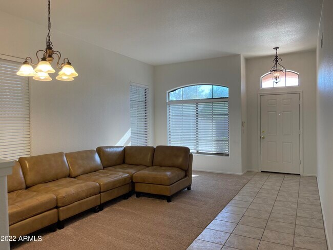 Foto del edificio - 11922 S 175th Ln