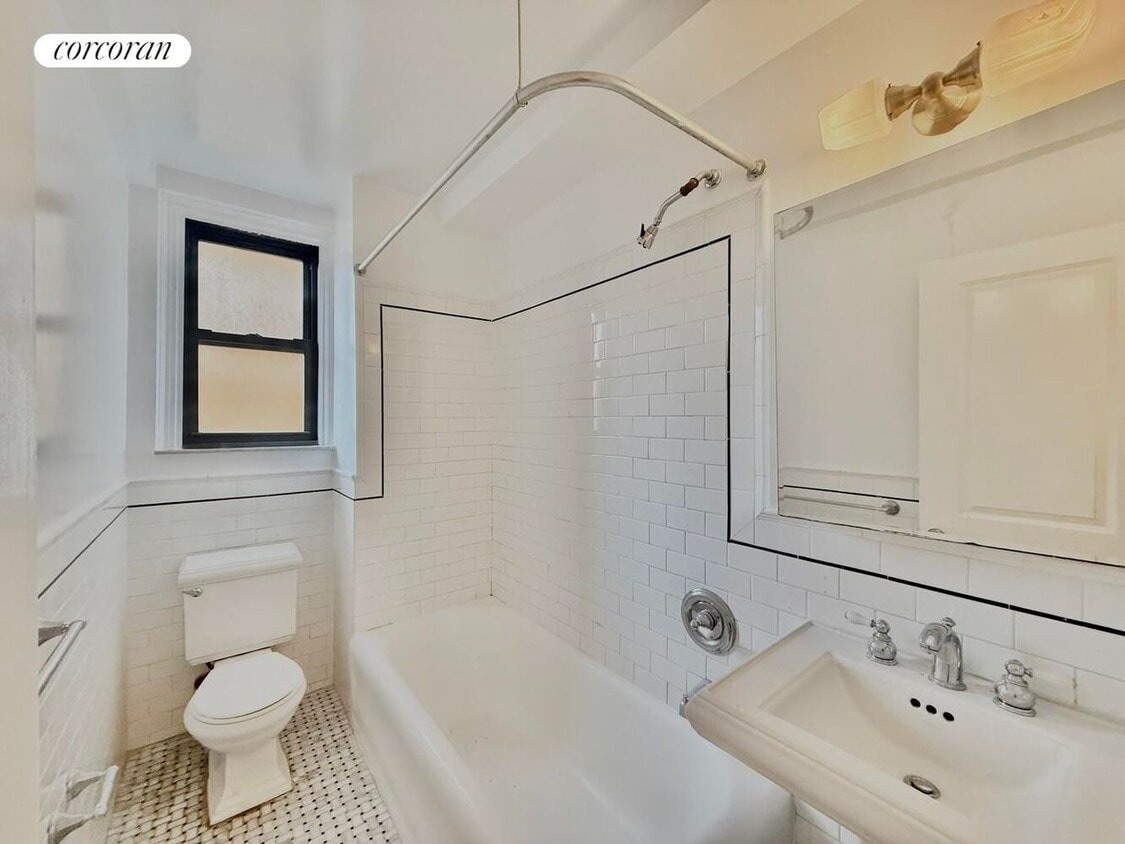 Foto del edificio - 210 E 68th St