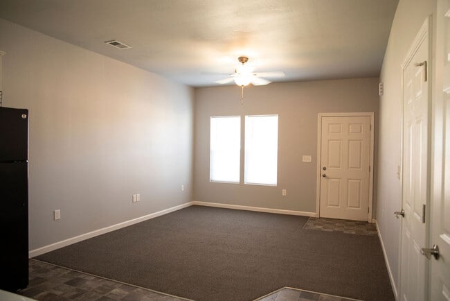 Building Photo - Syracuse Townhomes