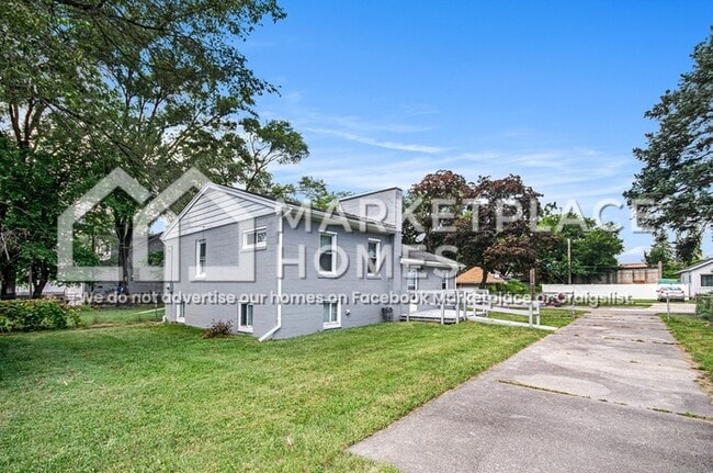 Building Photo - 8220 Jackson Ave