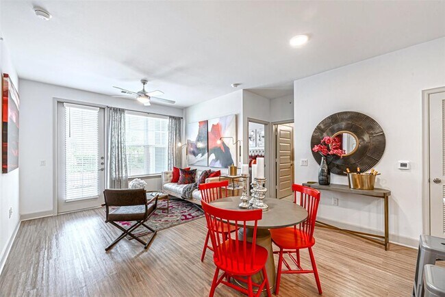 Building Photo - 17401 W Lake Houston Pkwy