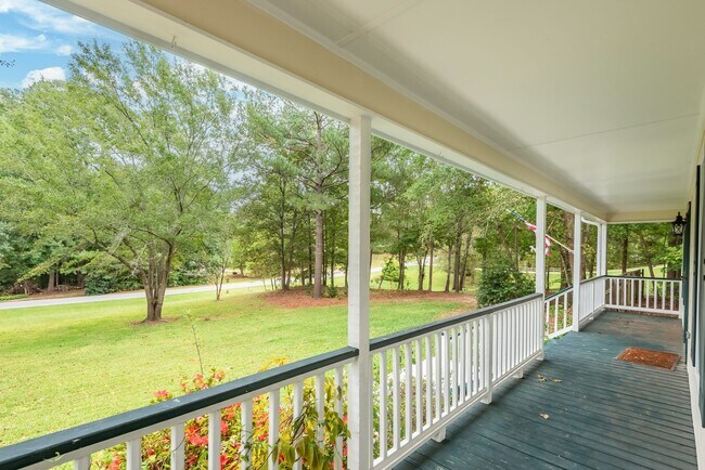 Foto del edificio - 209 Goldfield Dr