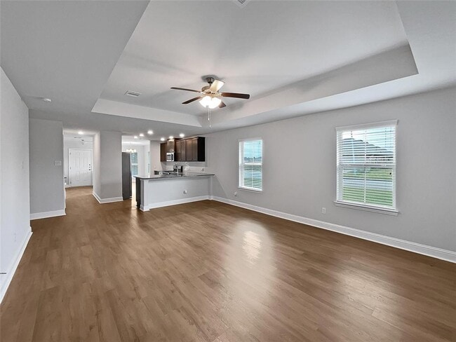 Building Photo - 411 Terra Vis Cir