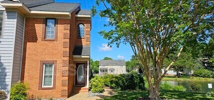 Building Photo - 200 Mainsail Dr