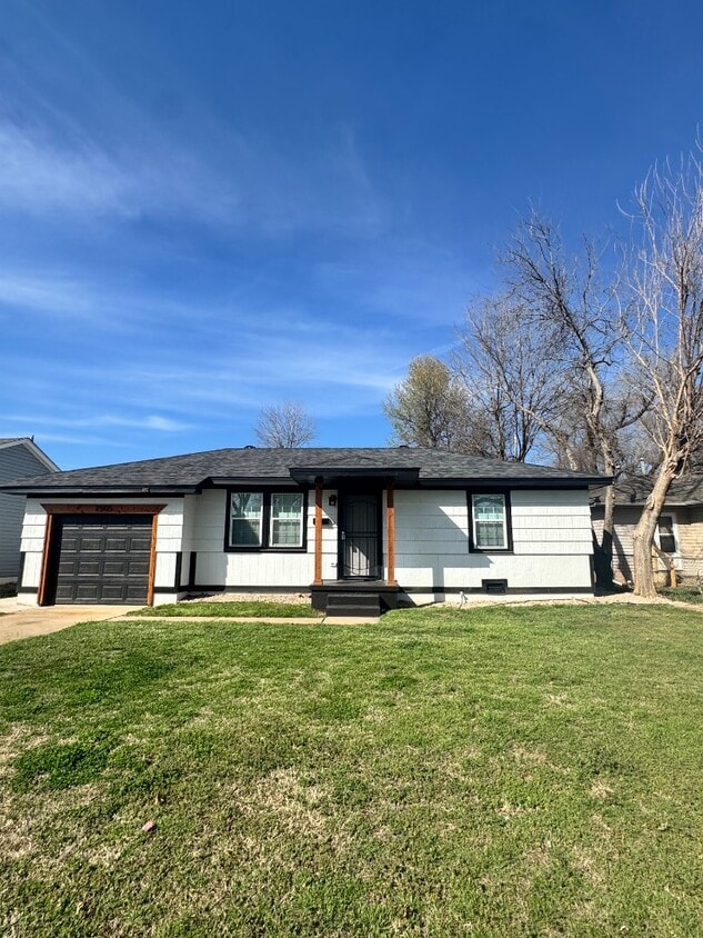 Photo - 2505 SW Murray Dr