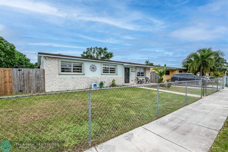 Foto principal - 19532 SW 120th Ave