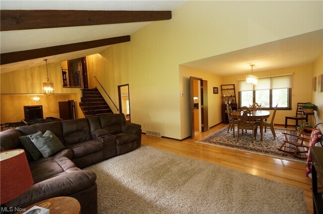 Foto del edificio - 5371 Chickadee Ln