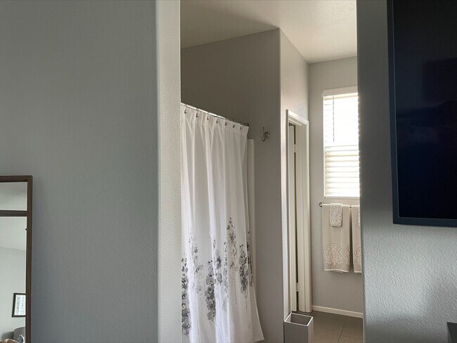 Building Photo - Lovely Three Bedroom Home in Chula Vista!