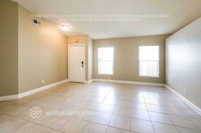 Foto del edificio - 18466 NW 22nd St