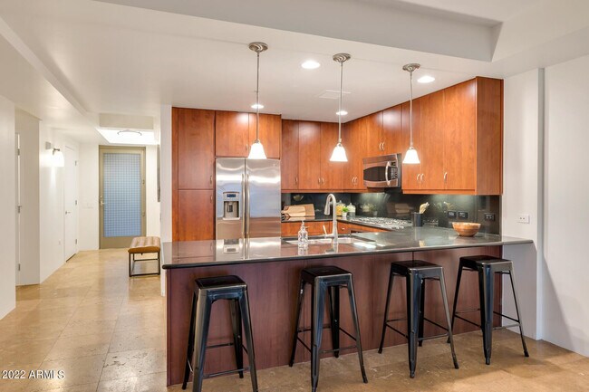 Foto del edificio - 7161 E Rancho Vista Dr