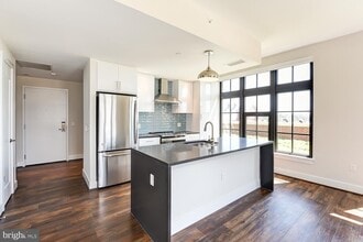 Building Photo - 901 H St NE