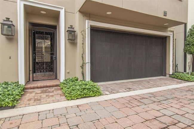 Foto del edificio - 2419 Brazoria St