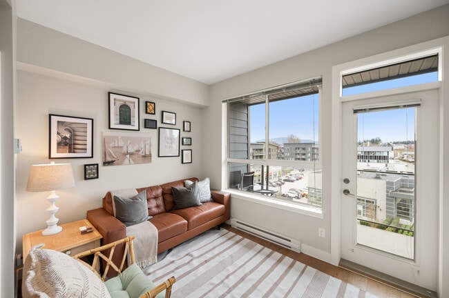 Building Photo - 516 Gladwin Rd