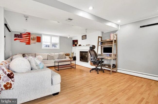 Foto del edificio - 13907 Grove Ct