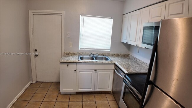 Foto del edificio - 1345 NW 8th Ave
