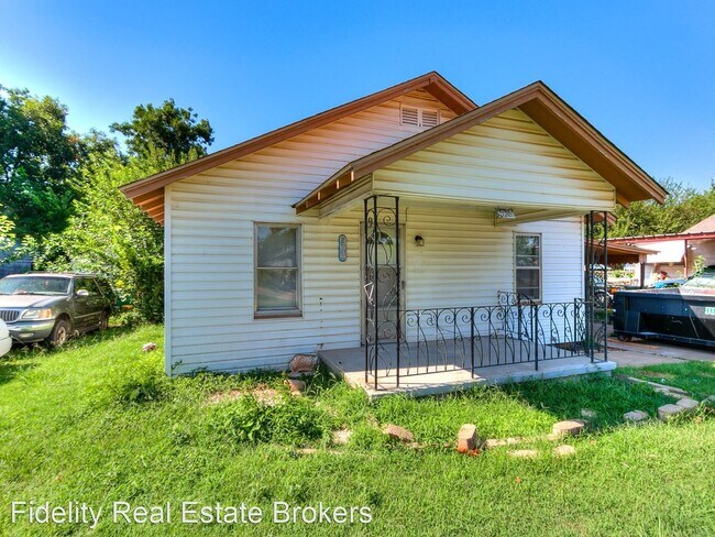 Foto del edificio - 1 br, 1 bath House - 528 SE 33RD ST