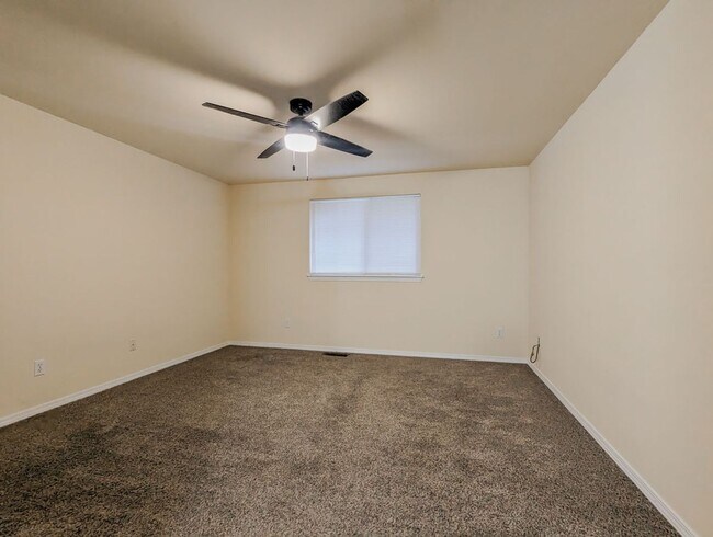 Building Photo - 5133 88th Street NE