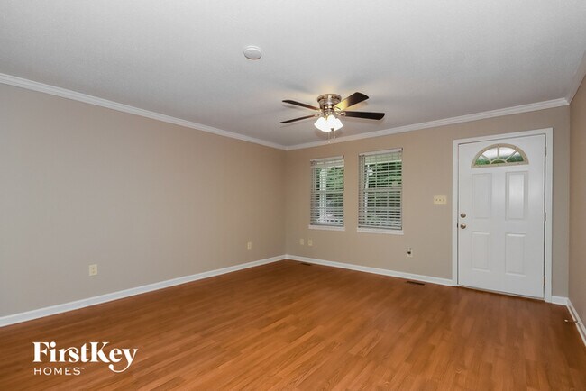 Foto del edificio - 179 Dj Dr