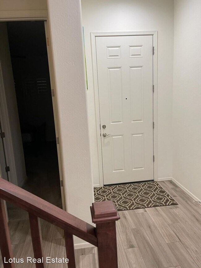 Foto del edificio - 4 br, 4 bath House - 861 E Ladbroke Way