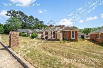 Building Photo - 7005 Robin's Nest Dr