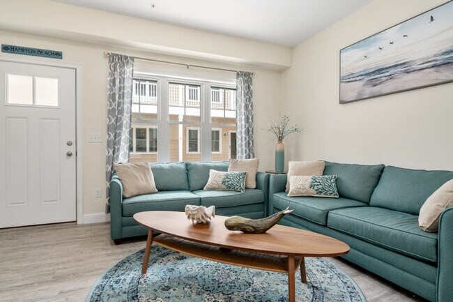 Building Photo - 128 Ashworth Ave