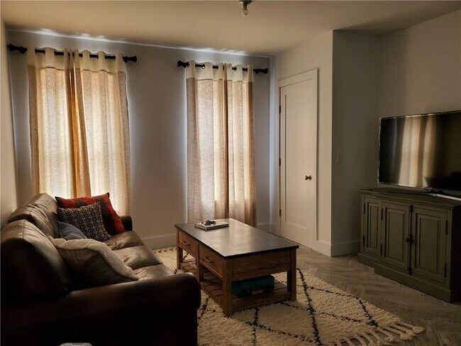 Foto del edificio - 2060-2080 80th St