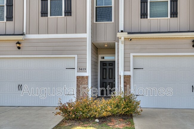 Foto del edificio - 5419 Thrasher Ln