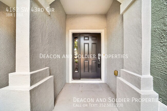 Building Photo - 4162 SW 43rd Cir