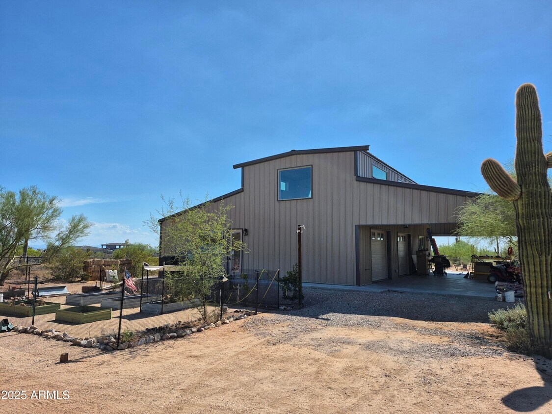 Foto principal - 28848 N 79th St