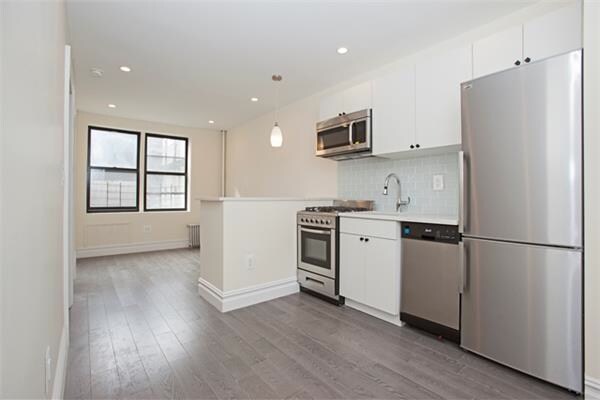 Primary Photo - 22 Avenue A