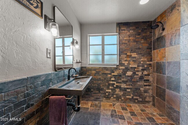 Foto del edificio - 51433 U.S. Hwy 60 89