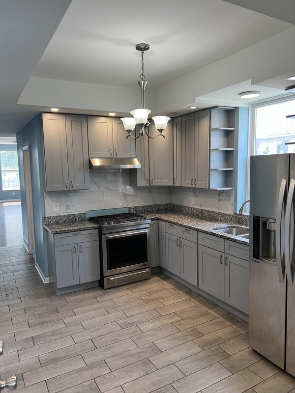Foto principal - 10630 S Ave M