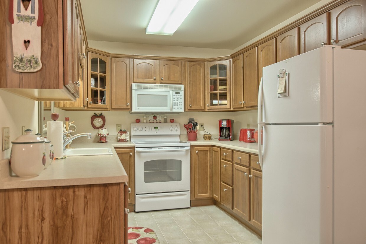 30 Sears Dr Unit Apt 303, Rindge, NH 03461 Apartments in Rindge, NH