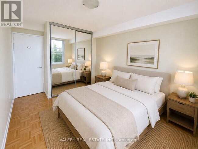 Photo du bâtiment - 10 Edgecliff Golfway
