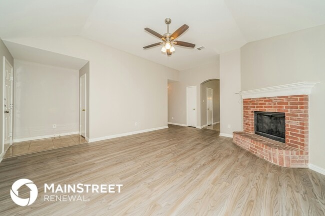 Building Photo - 8001 Marielle Cir